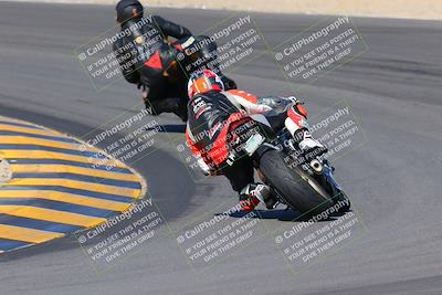 media/Nov-06-2022-SoCal Trackdays (Sun) [[208d2ccc26]]/Turn 10 Backside (1030am)/